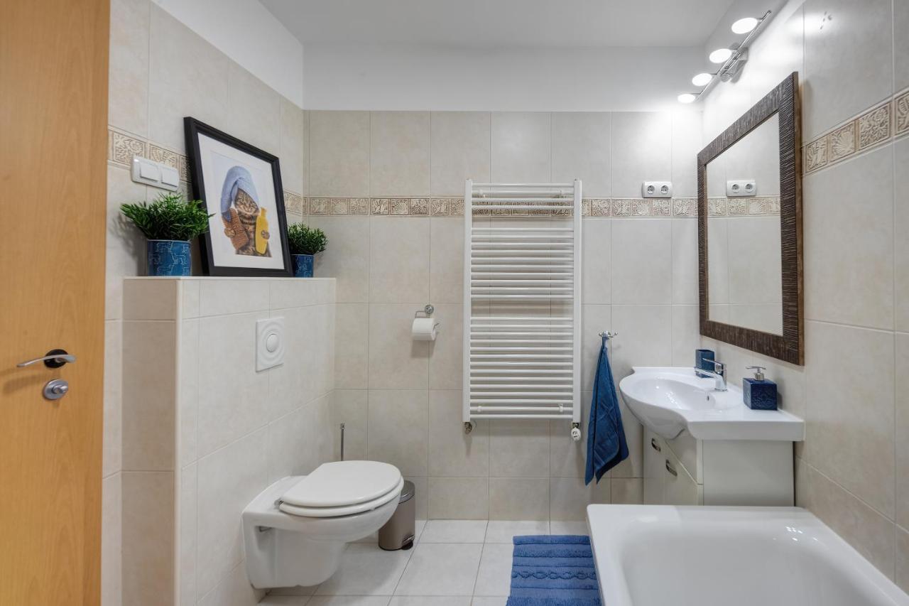 Apartament Stylish And Colorful With Balcony *