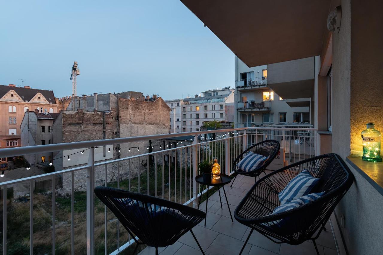 Stylish And Colorful With Balcony Apartament Budapeszt